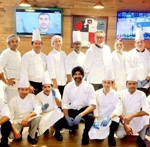 Meet your Posher, Amit